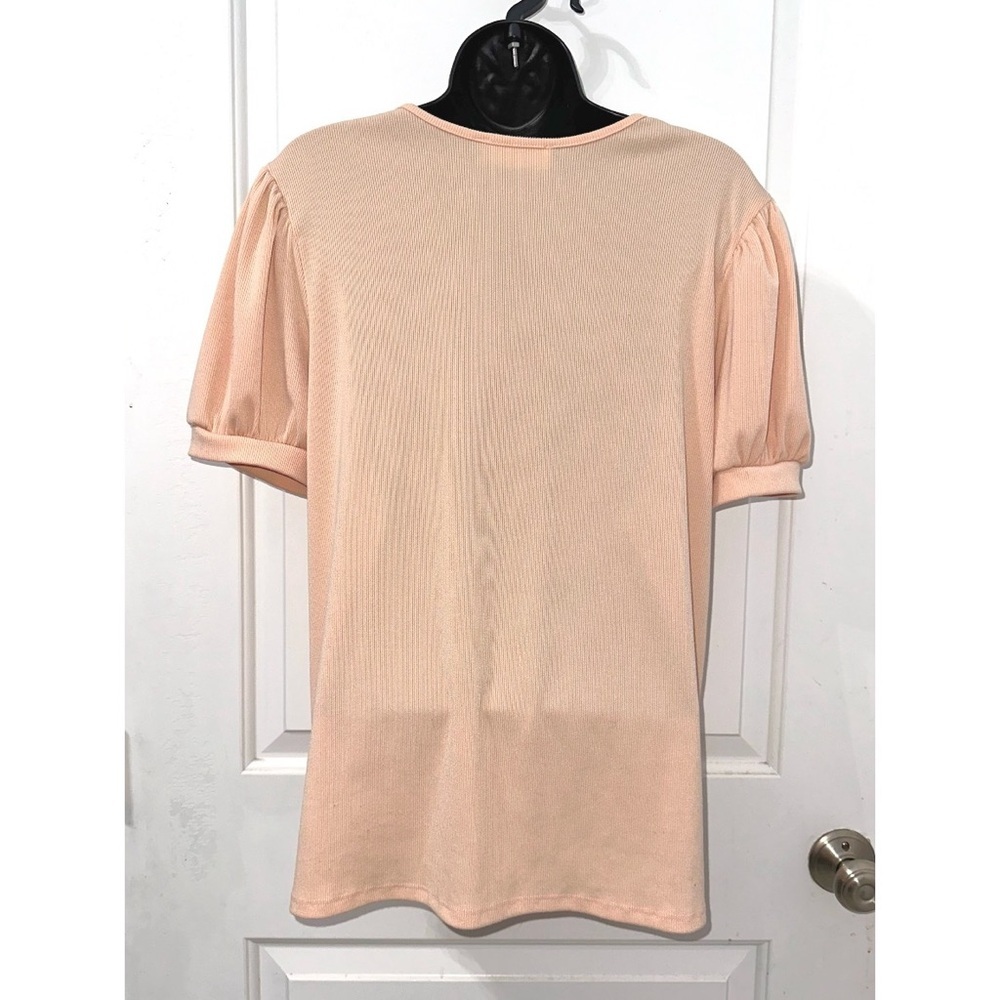 Lovely Melody Pale Chestnut Crochet Floral V Neck Textured Short Sleeve Blouse - Picture 4 of 5